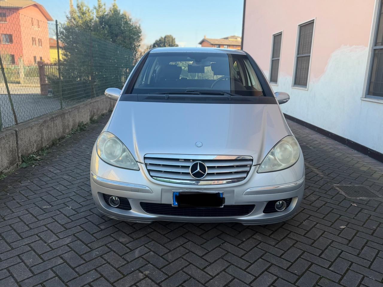 Mercedes-benz A 160 CDI BlueEFFICIENCY Coupé Elegance