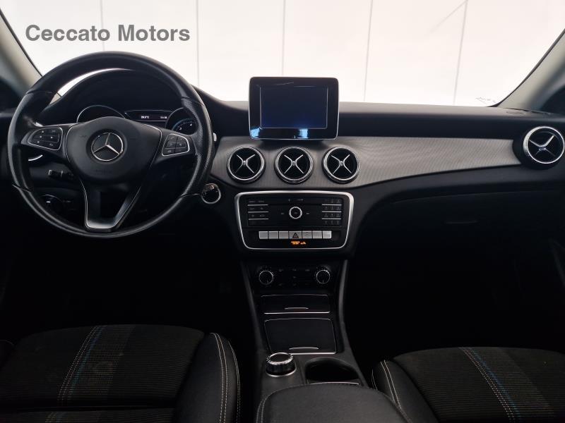 Mercedes CLA Shooting Brake 200 D Sport 7G-DCT