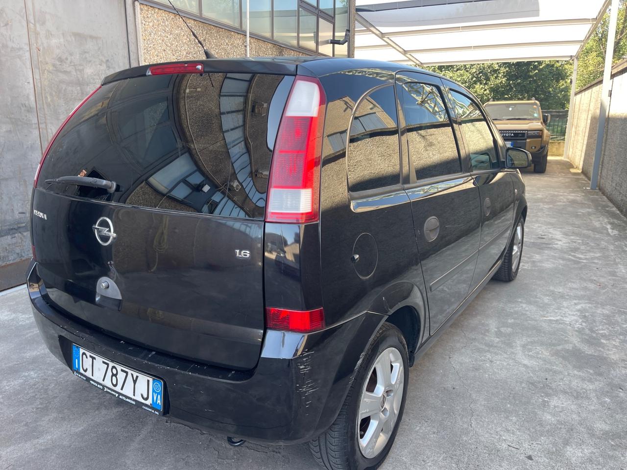 Opel Meriva 1.6 16V benzina euro4 neopatentati