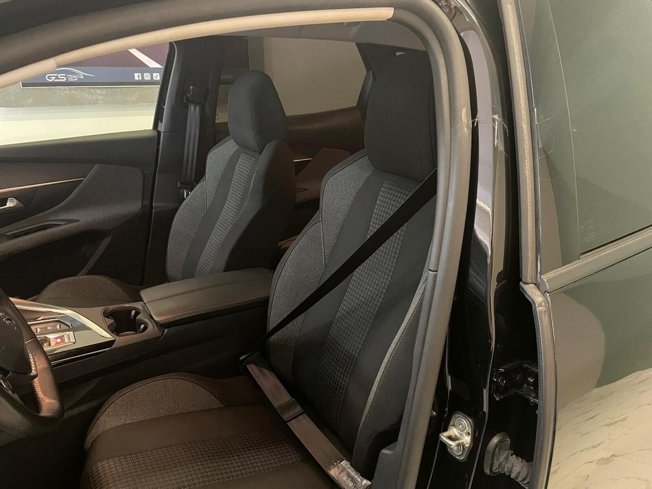 Peugeot 3008 Peugeot 3008 BlueHDi 130 S&S Active