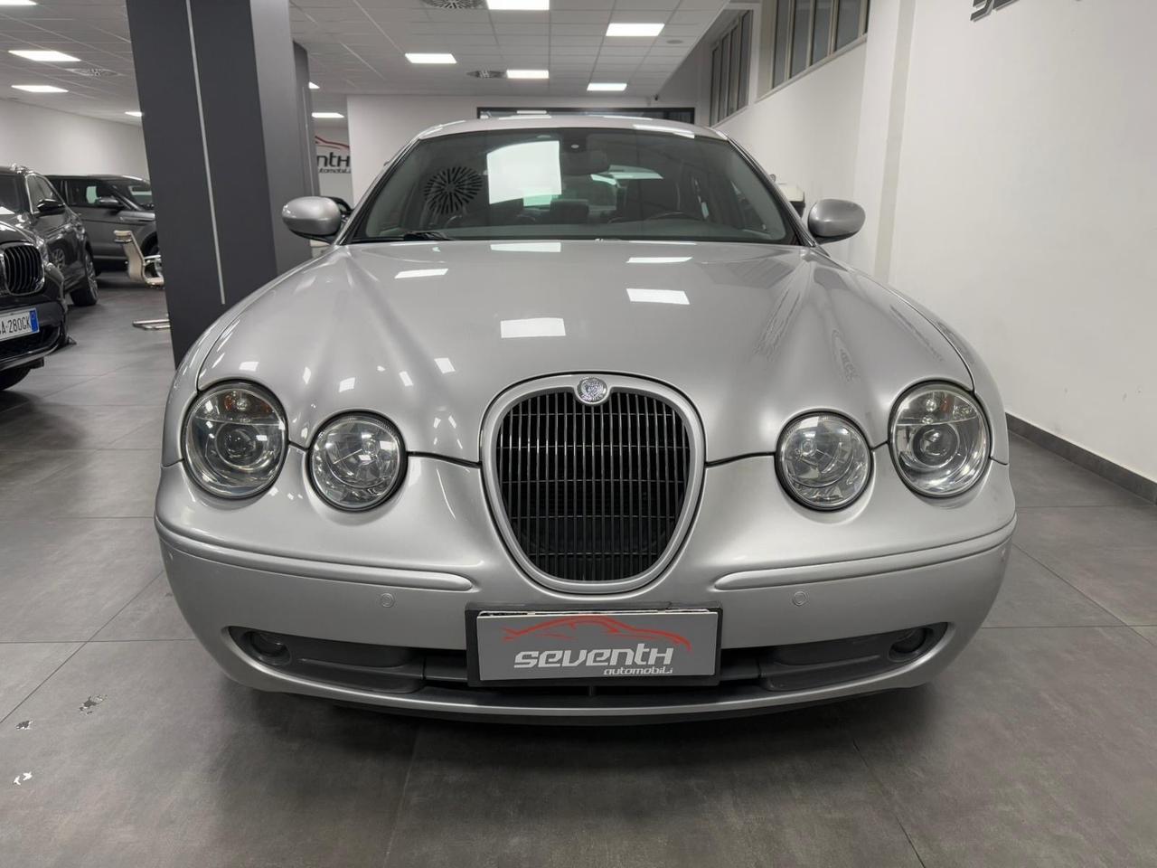 Jaguar S-Type 2.7 diesel V6 Executive