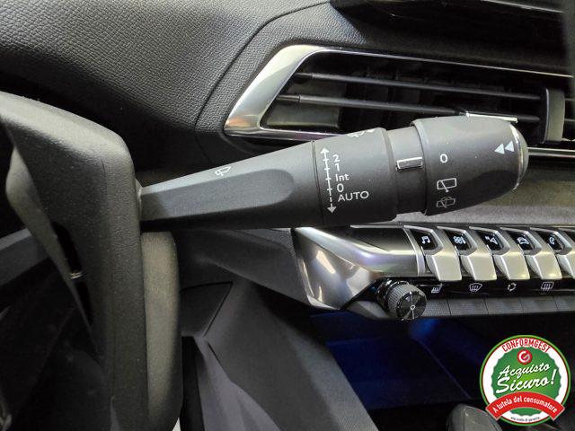 PEUGEOT 3008 PureTech Turbo 130 GT + Tetto
