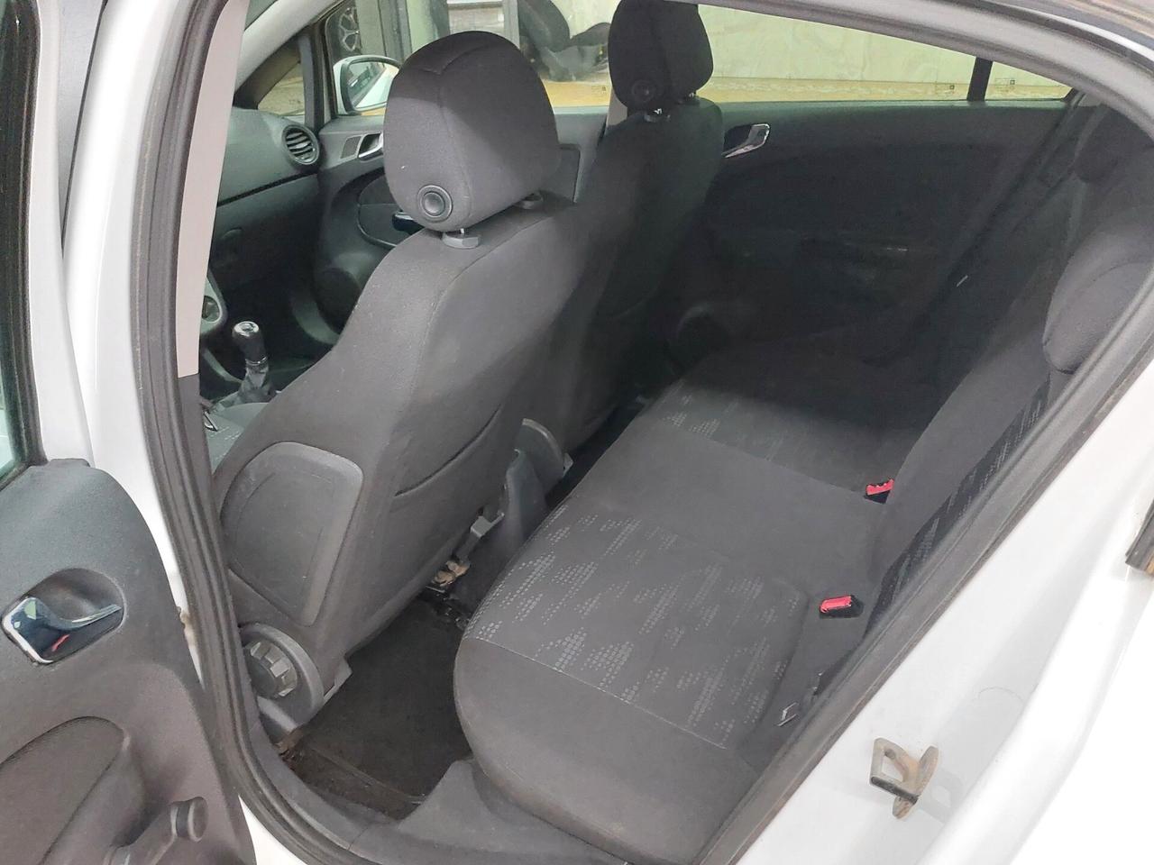 Opel Corsa 1.3 CDTI 75CV 2013