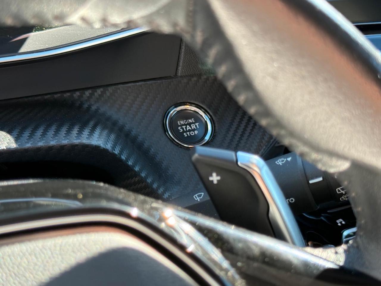 Peugeot 208 2023 PureTech 100 Stop&Start Allure AUTOMATICA