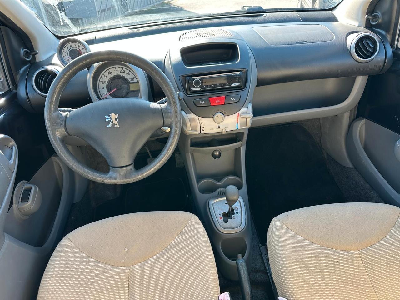 Peugeot 107 1.0 Benzina Automatica