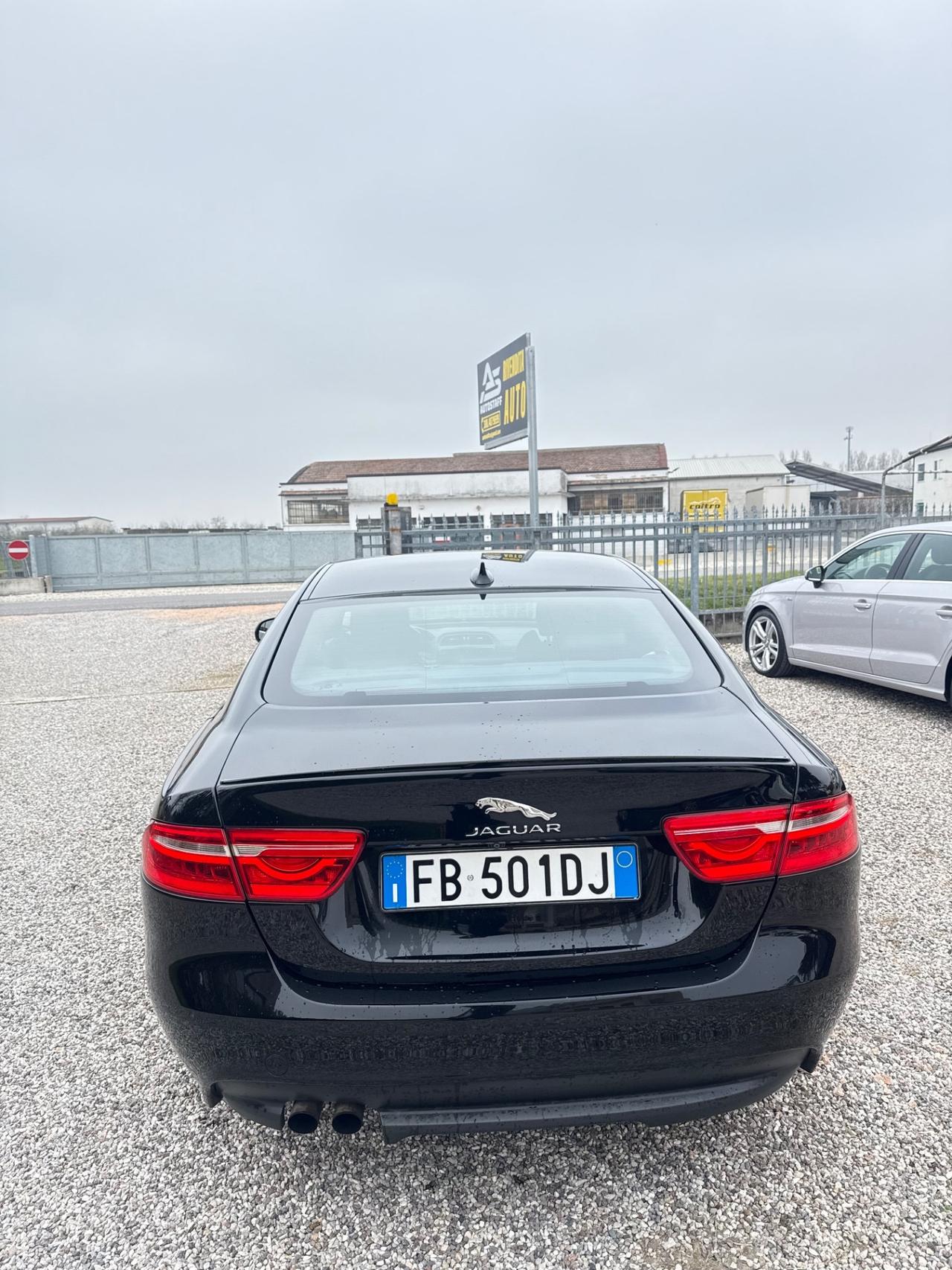 Jaguar XE 2.0 D E-Performance aut. R-Sport