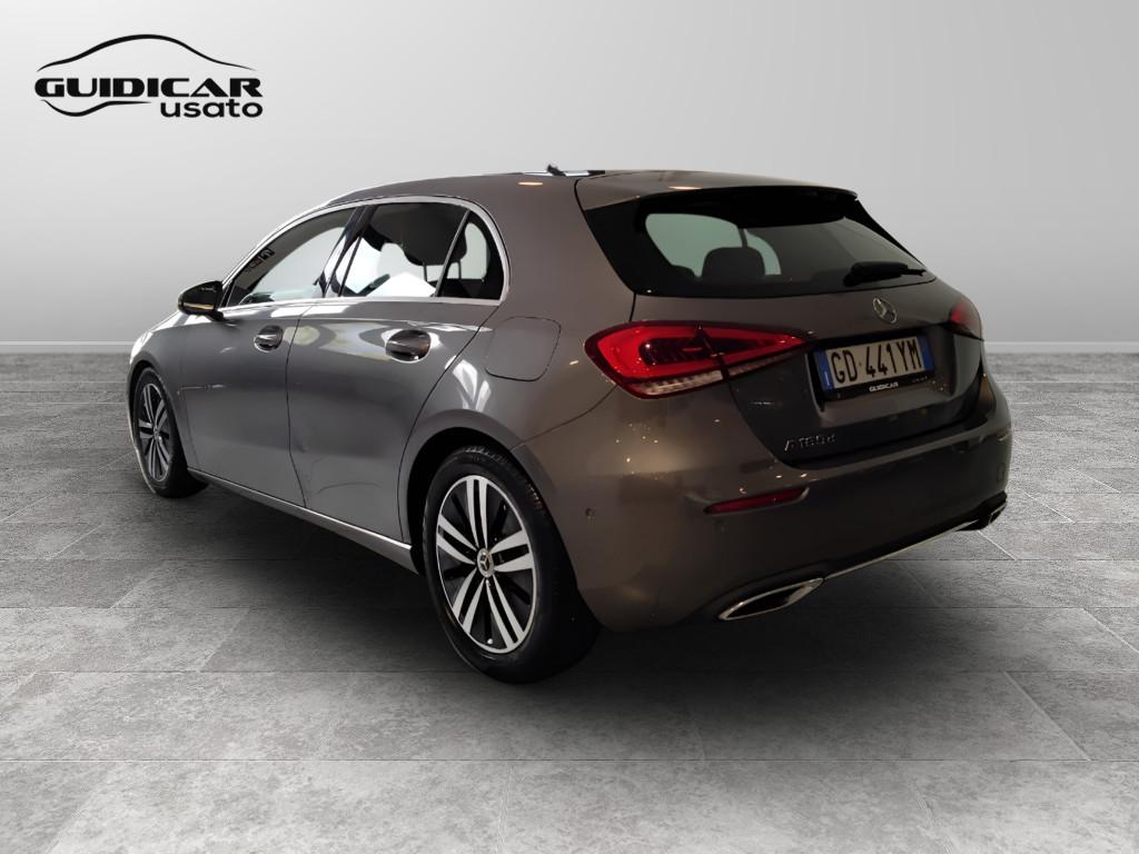 Mercedes-Benz Classe A - W177 2018 - A 180 d Sport auto