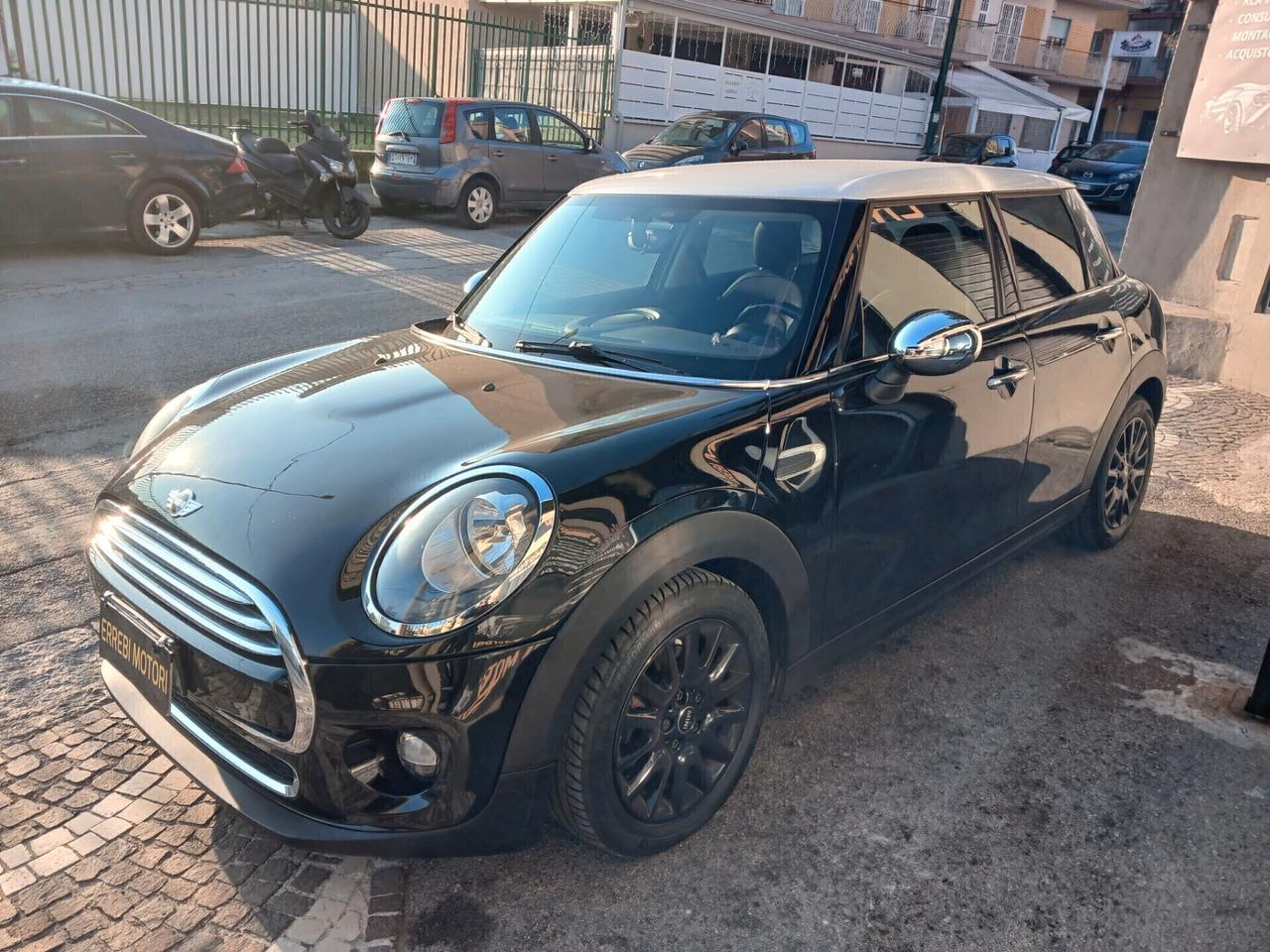 Mini 1.5 Cooper D 5 porte AUTOMATICO