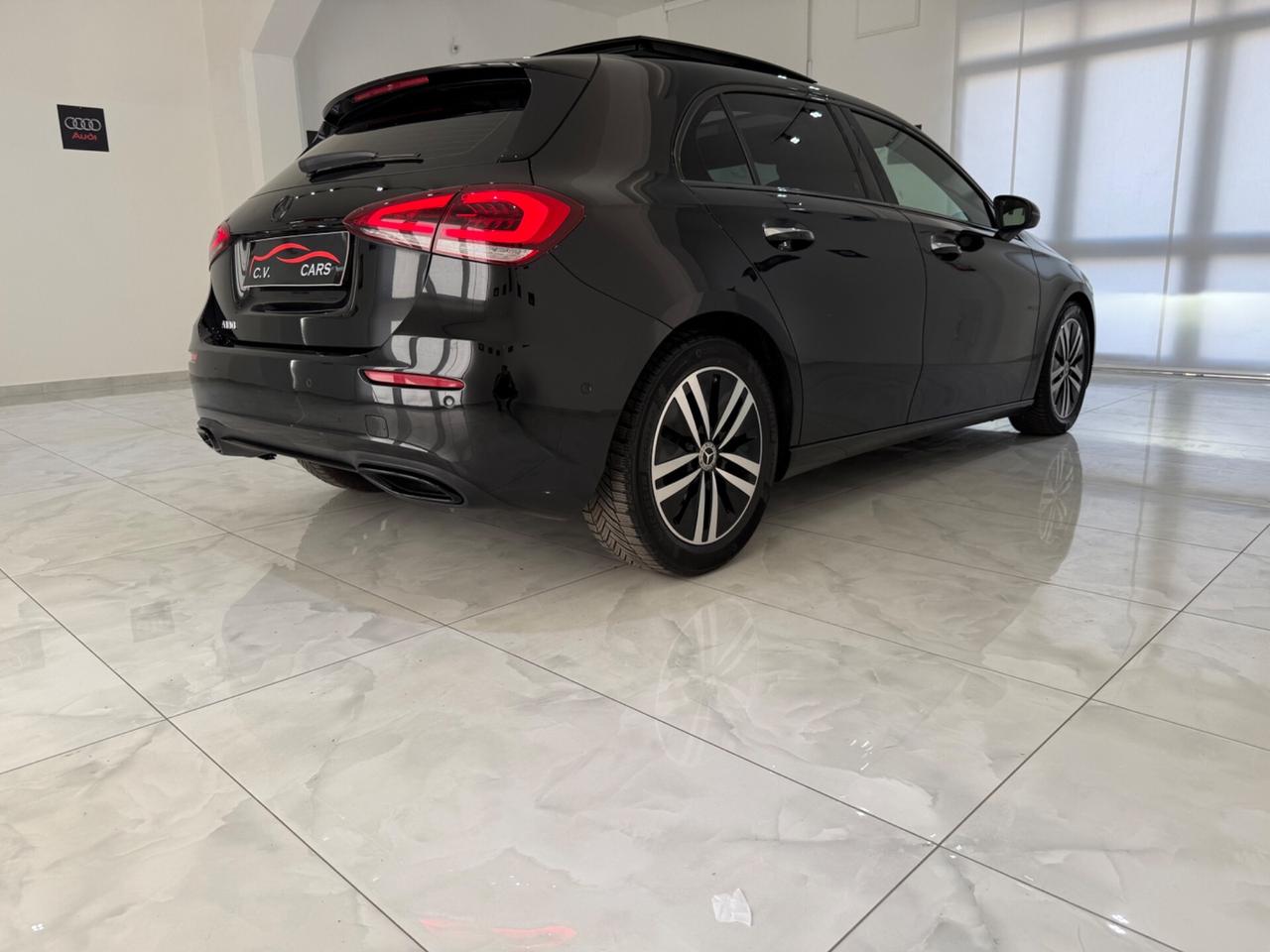 MERCEDES-BENZ A 180 D AUTOMATIC SPORT IVA ESPOSTA