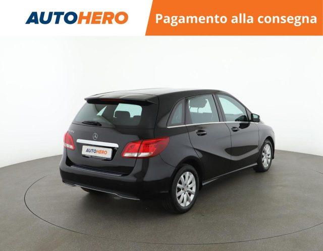MERCEDES-BENZ B 180 d Business