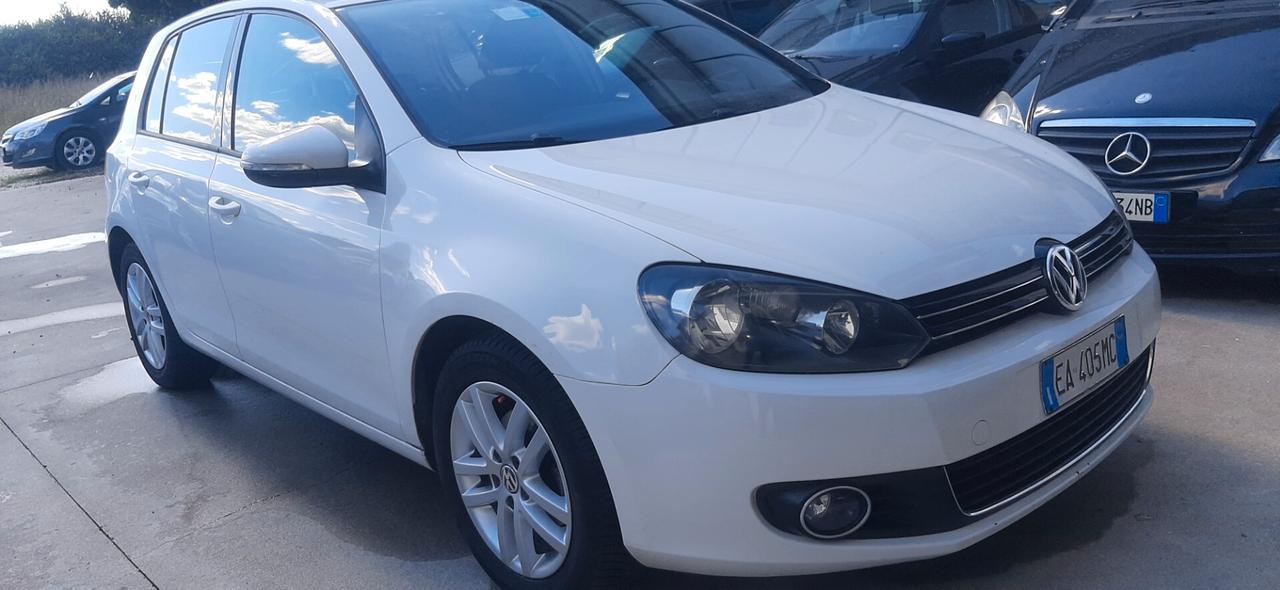 Volkswagen Golf 1.6 TDI DPF 5p. Highline