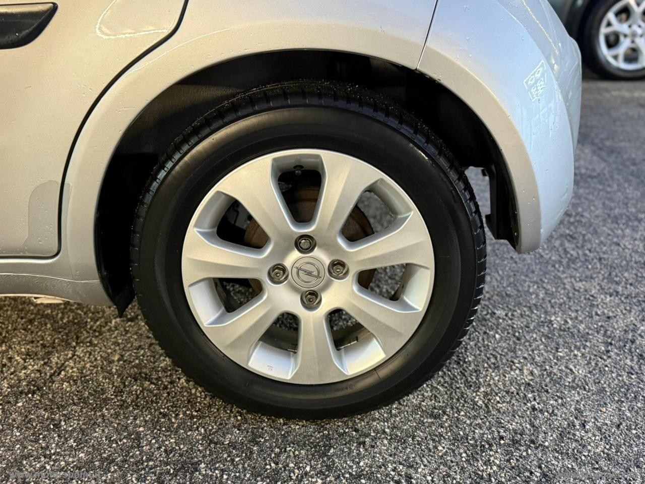 OPEL Agila 1.2 86 CV Enjoy