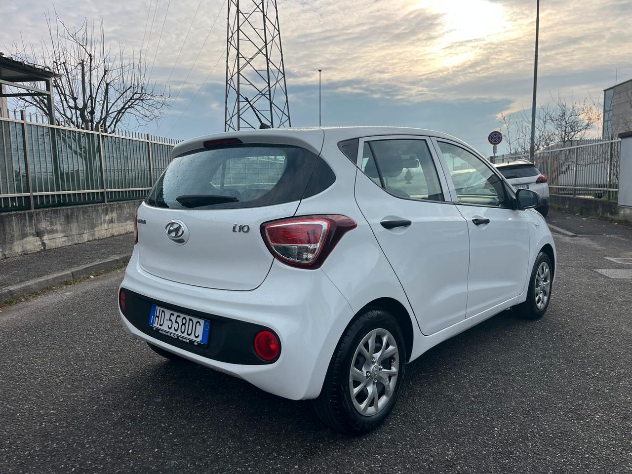Hyundai i10 1.0 benz solo 39.000 km
