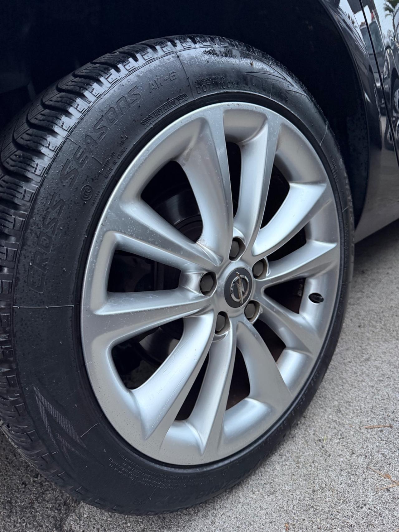 Opel Astra 1.7 CDTI 110CV 5 porte Cosmo