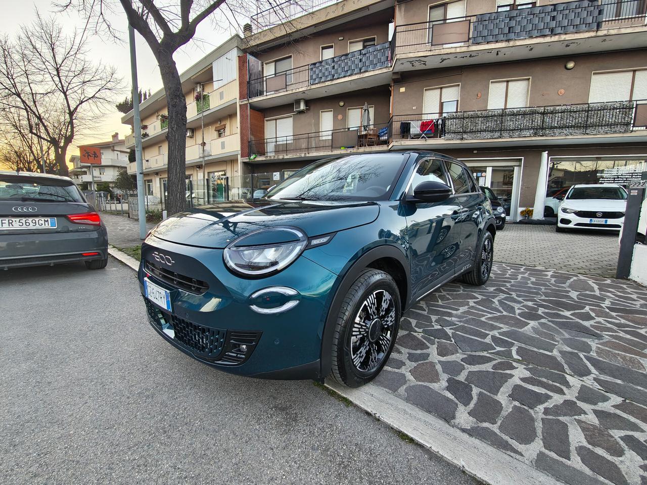 Fiat 600 Hybrid 145 CV DCT MHEV La Prima