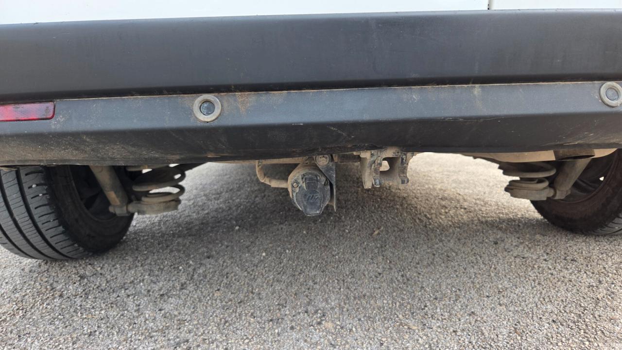 Fiat Doblo 1.6 MJT 120CV PL-TA 3 posti Maxi XL Gancio traino