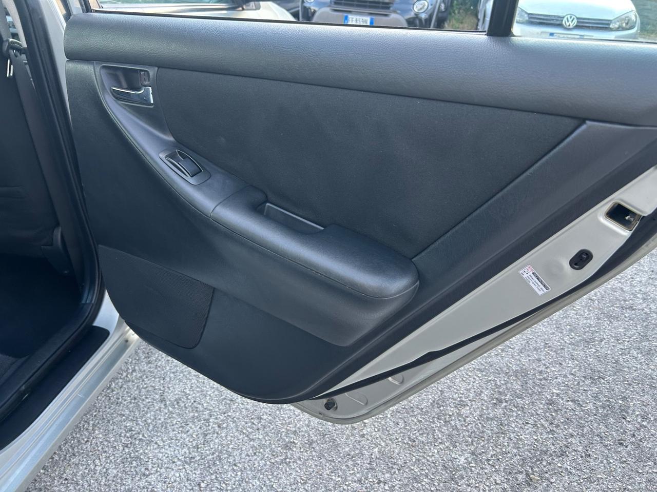 Toyota Corolla 1.4 D-4D Cambio automatico 5 porte