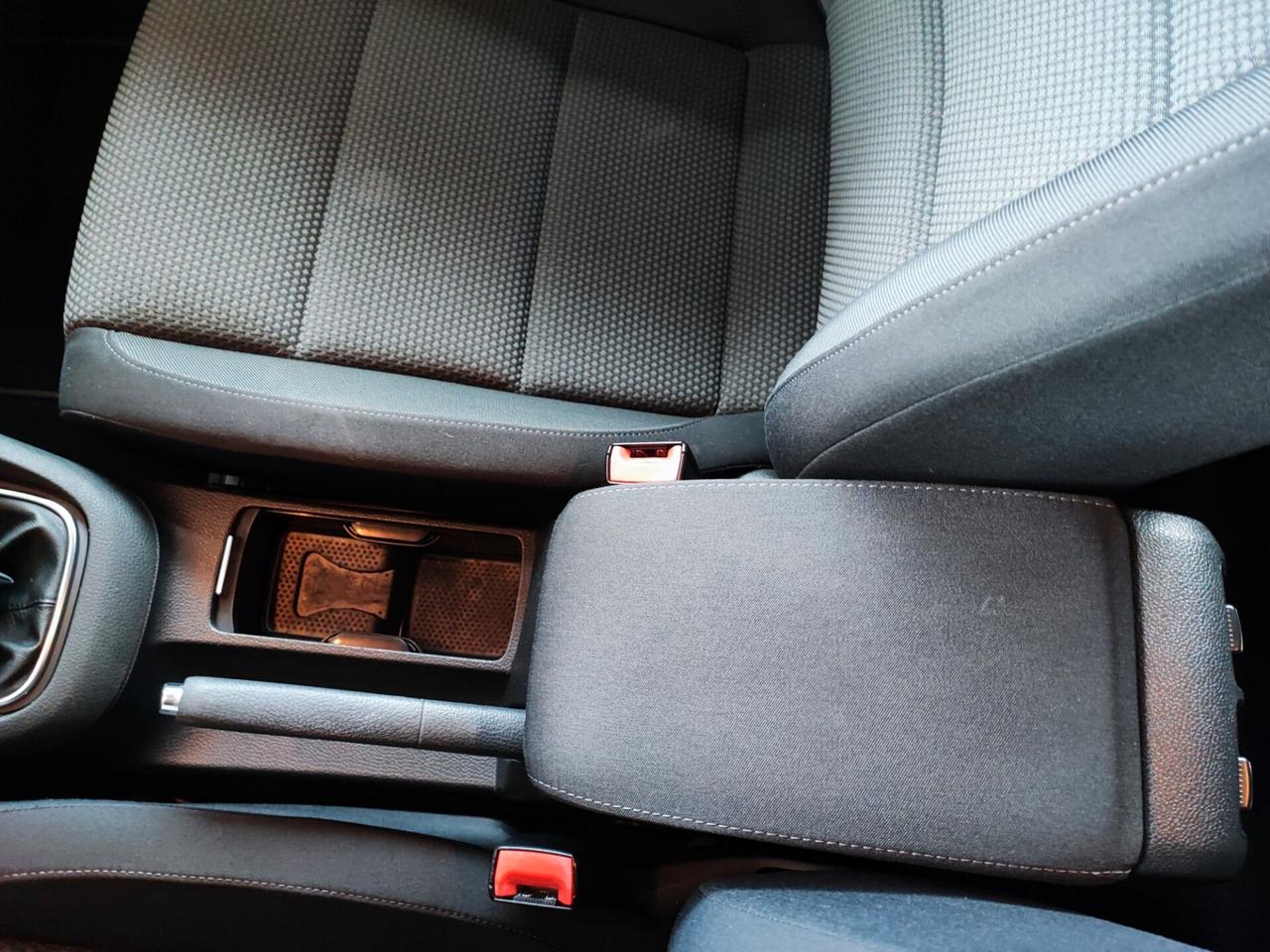 Volkswagen Golf 1.6 5p. Highline BiFuel