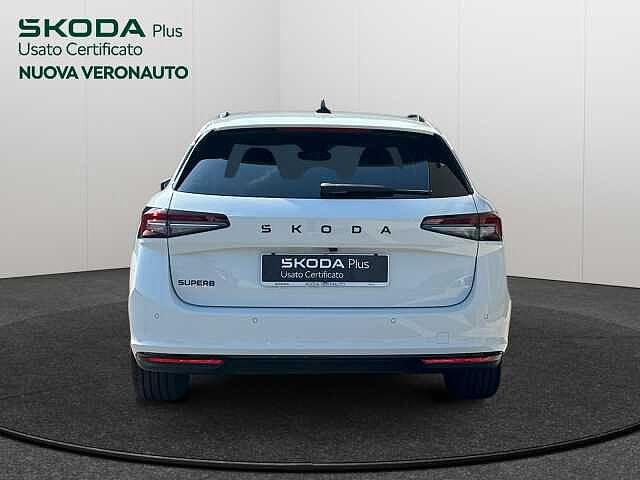 SKODA Superb 2.0 TDI DSG Wagon Sportline