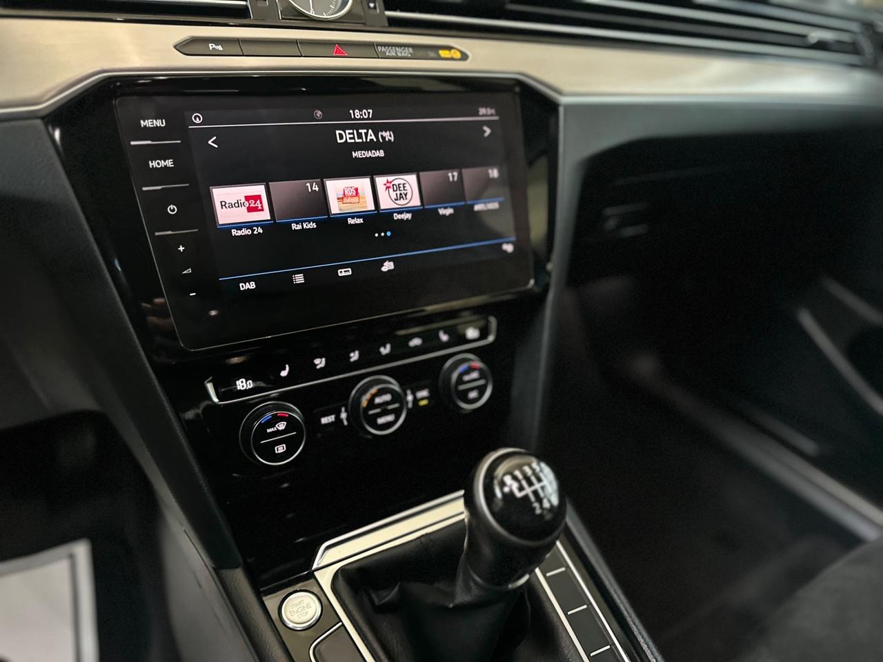Volkswagen Passat Variant 2.0 TDI Highline/2017/euro6