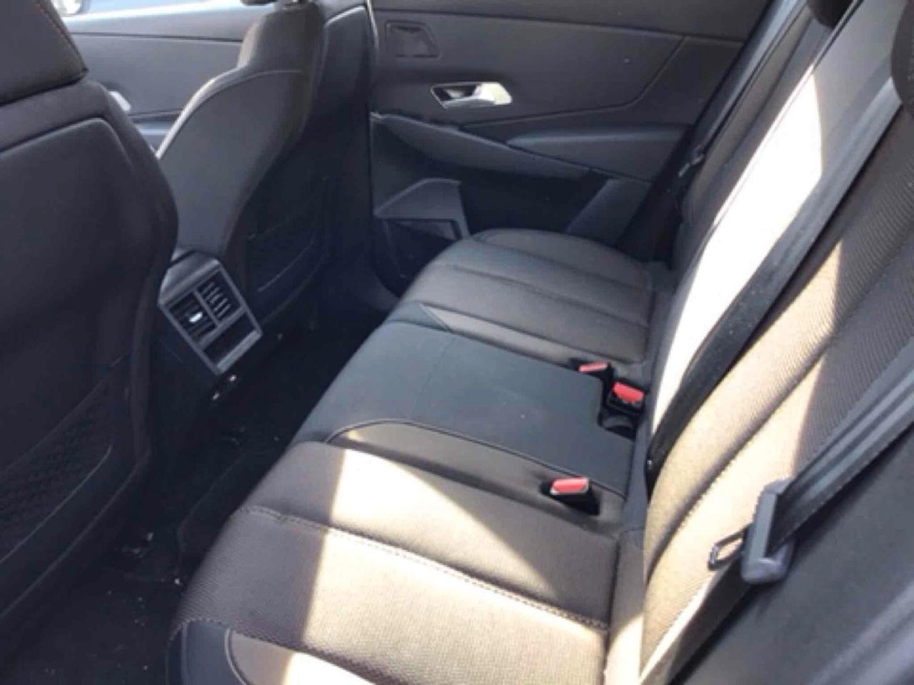 DS 7 CROSSBACK 1.5 BLUEHDI 130CV AUT. BASTILLE BUSINESS ( FARI LED - COCKPIT - CRUISE - NAVI - MIRROR - PDC - TELECAMERA POST. )