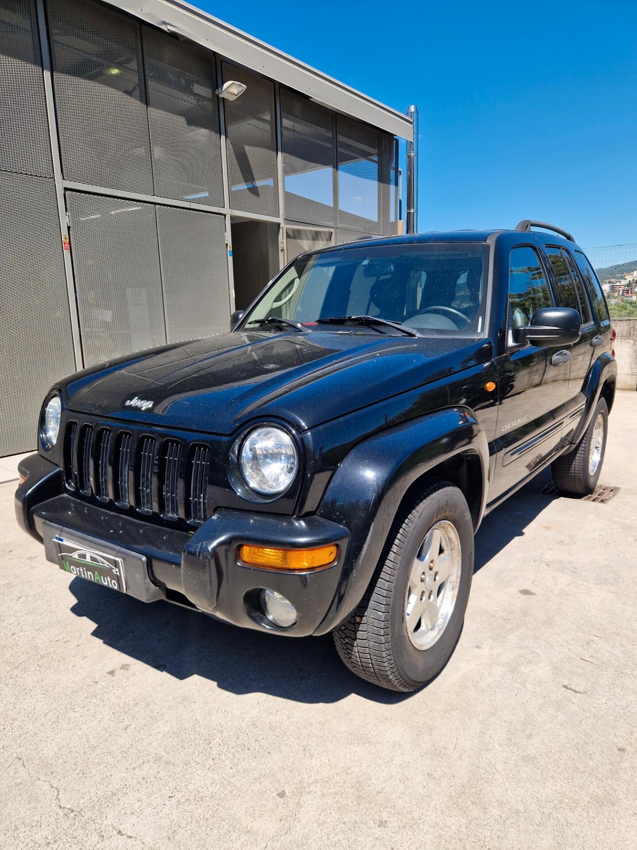 Jeep Cherokee 2.5 CRD Sport 4x4 inseribile