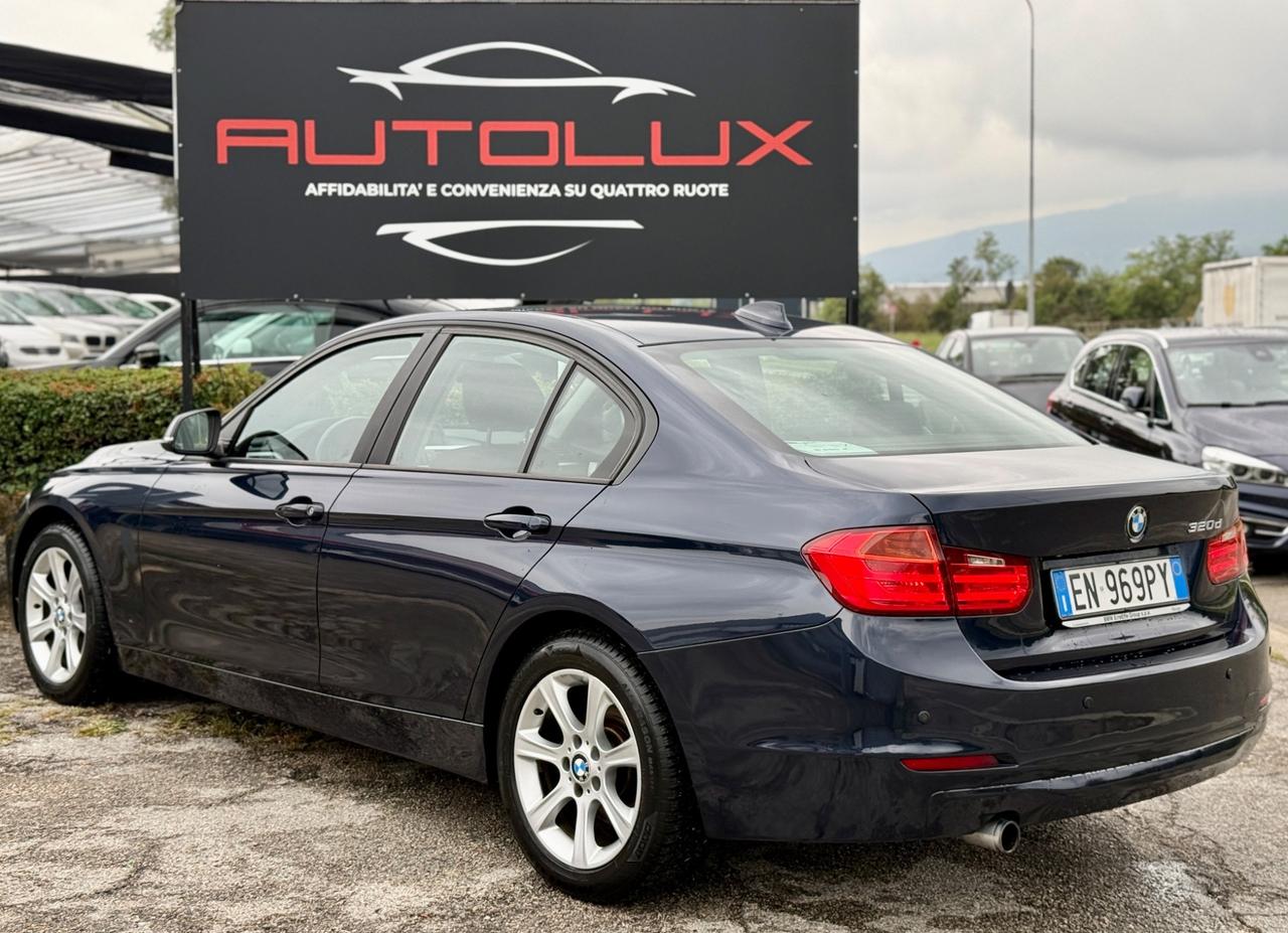 Bmw 320d 184CV 2013 F30 BERLINA CAMBIO MANUALE