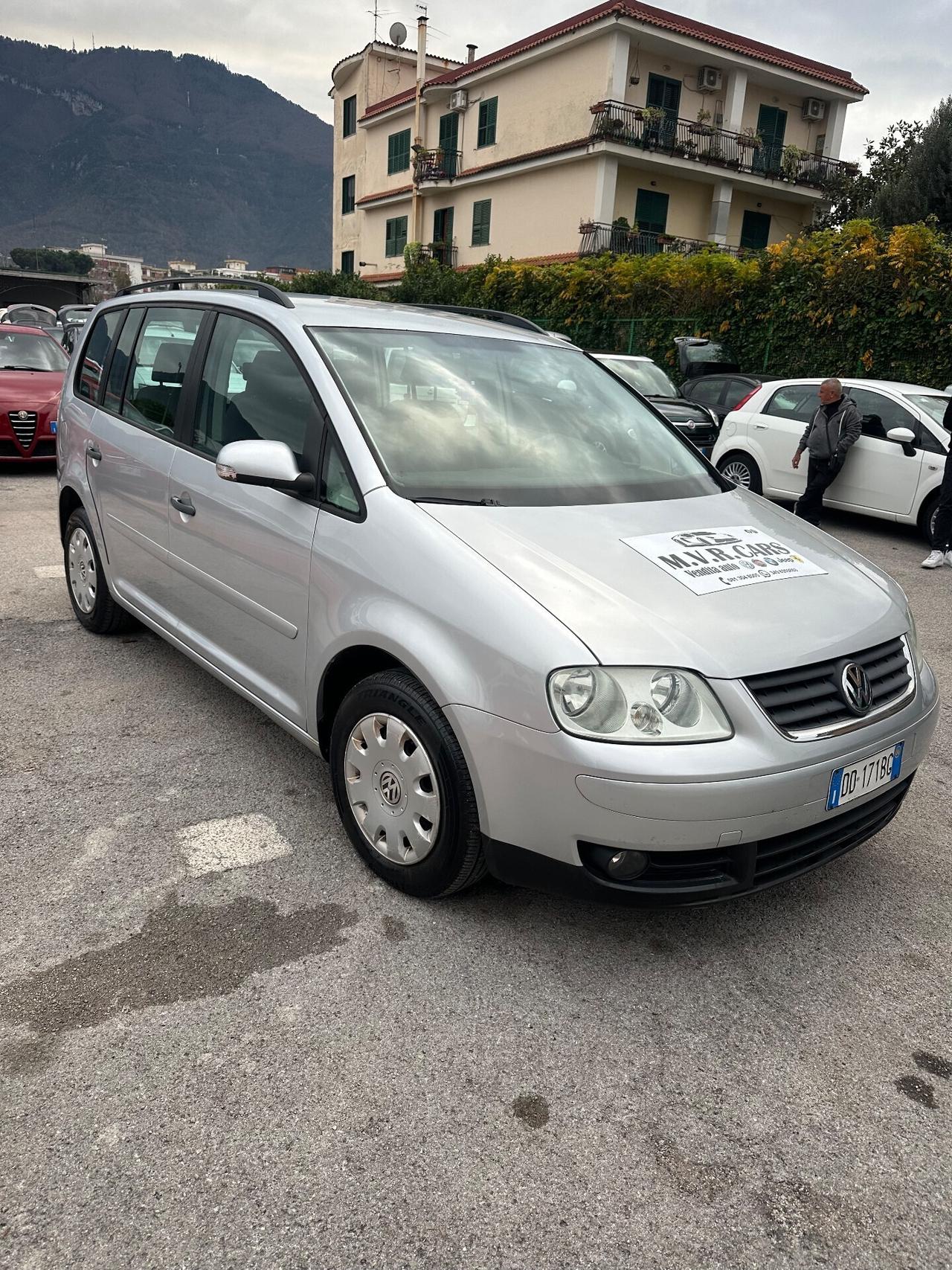 Volkswagen Touran 1.6 Trendline Bifuel G