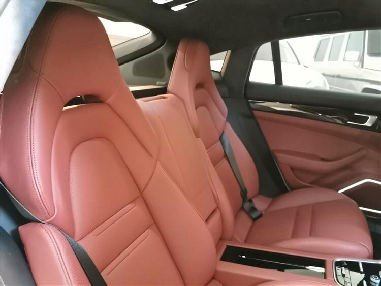 Porsche Panamera 4.0 Turbo