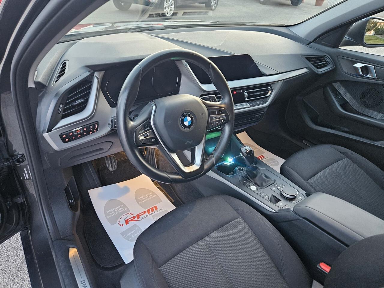 Bmw 116 116d 5p. Business Advantage