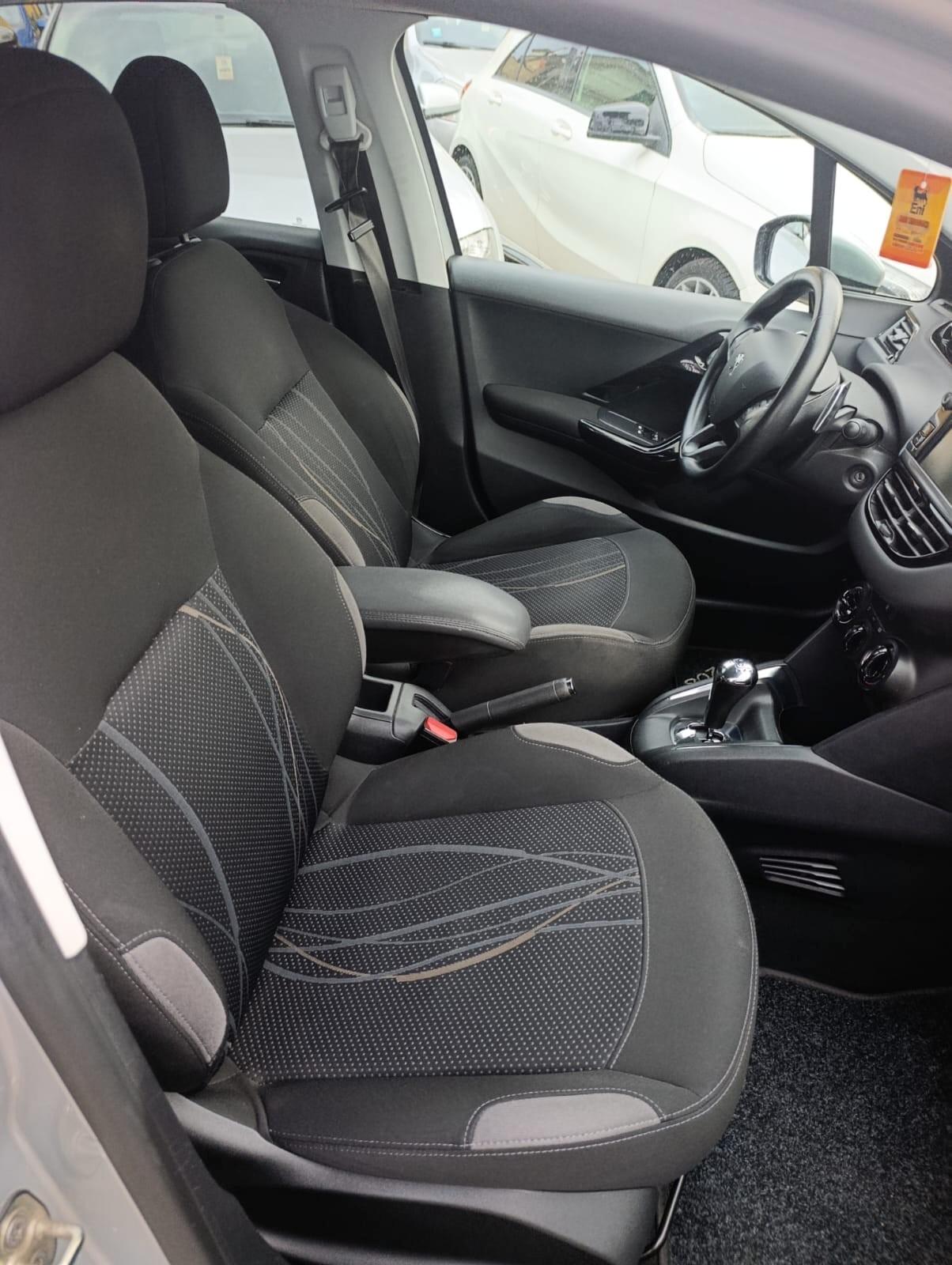 Peugeot 208 1.4 e-HDi Active Aut. 2013