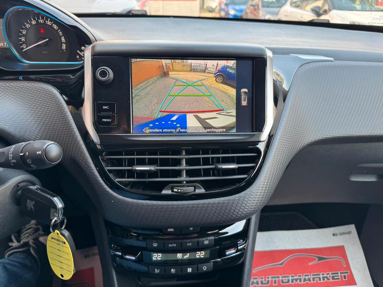 Peugeot 2008 1.6 BlueHDi 100cv Allure