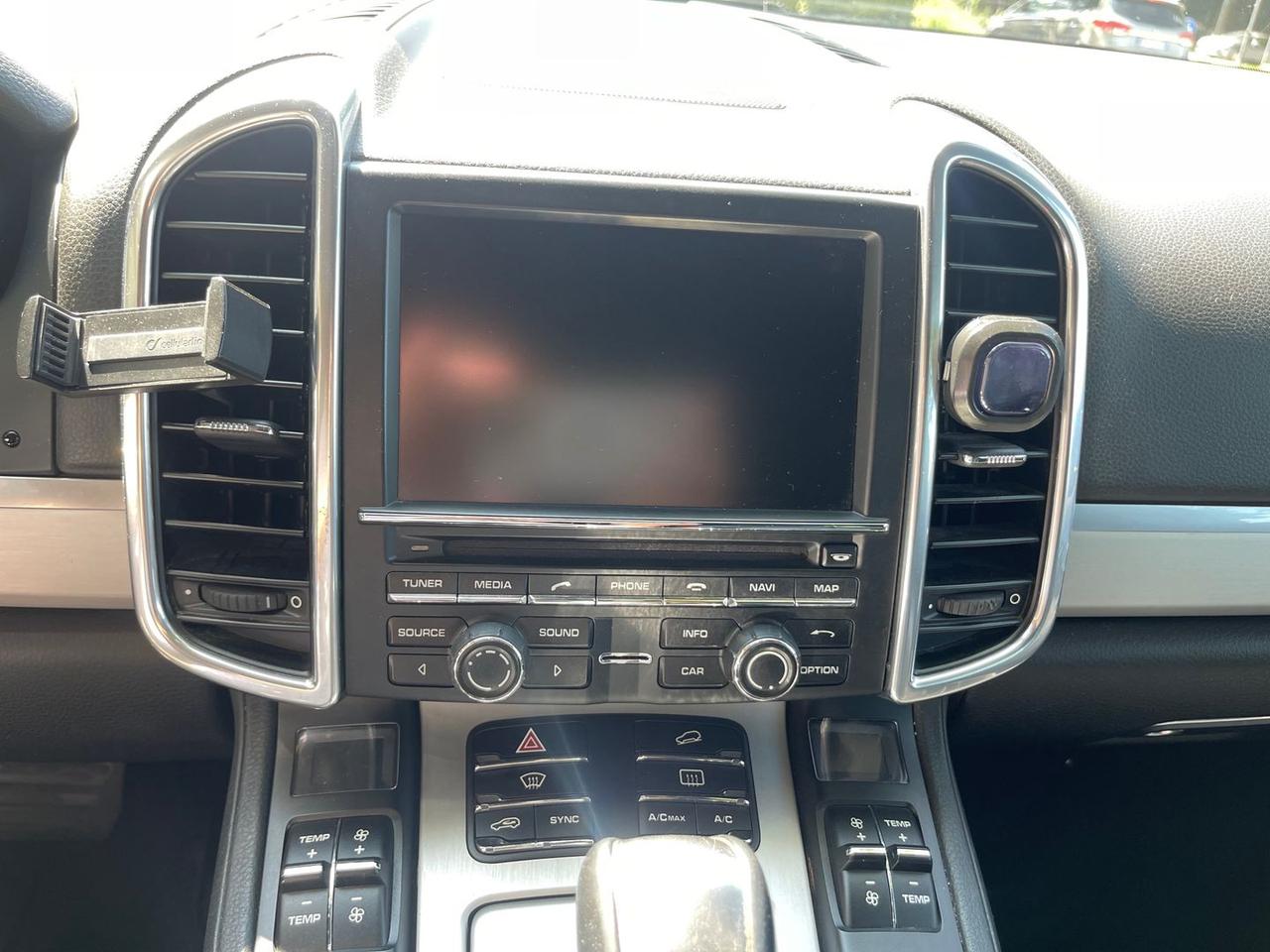 Porsche Cayenne Platinum Edition 3.0 #6240