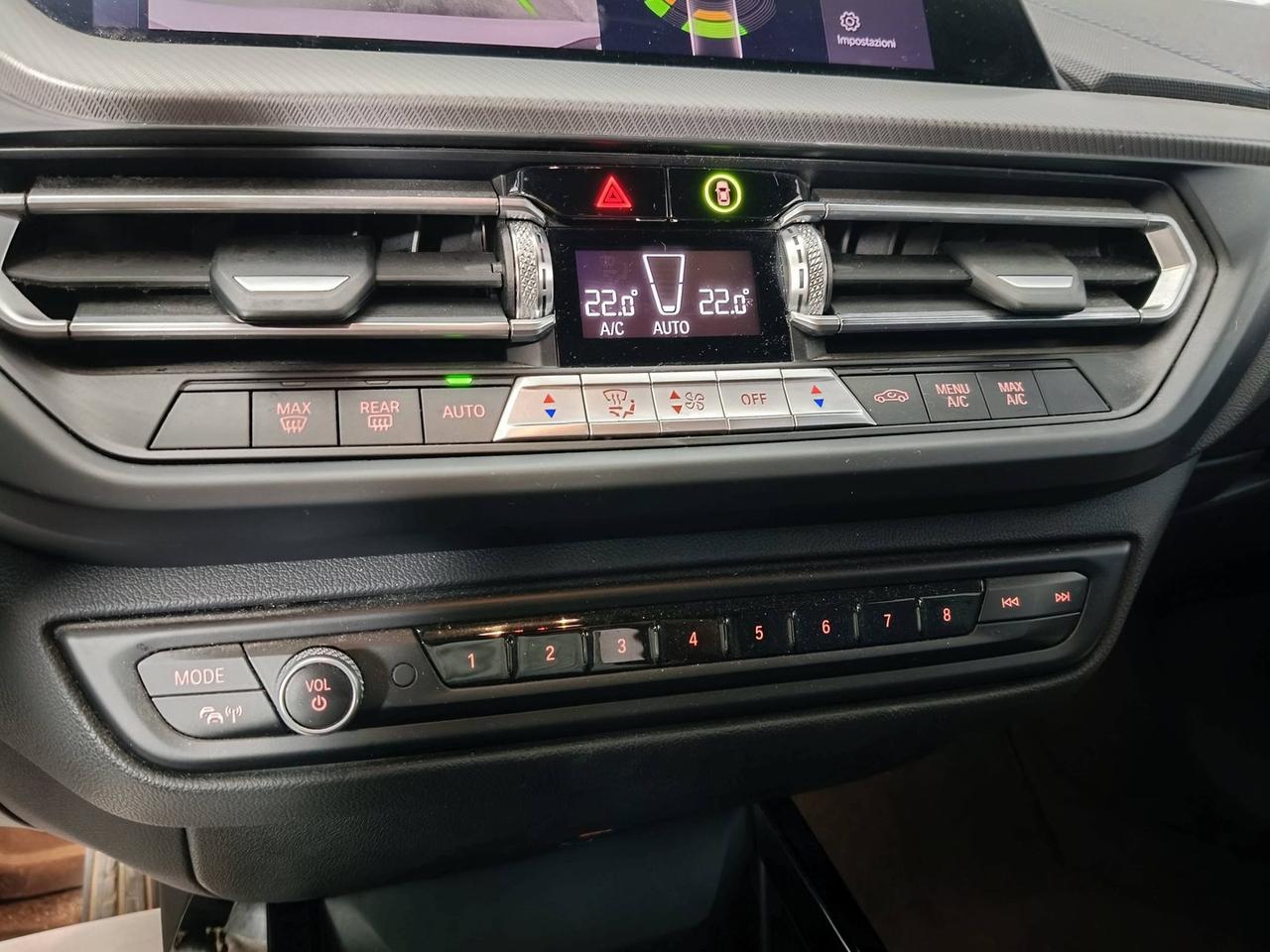 BMW Serie 1 F40 - M 135i xdrive auto