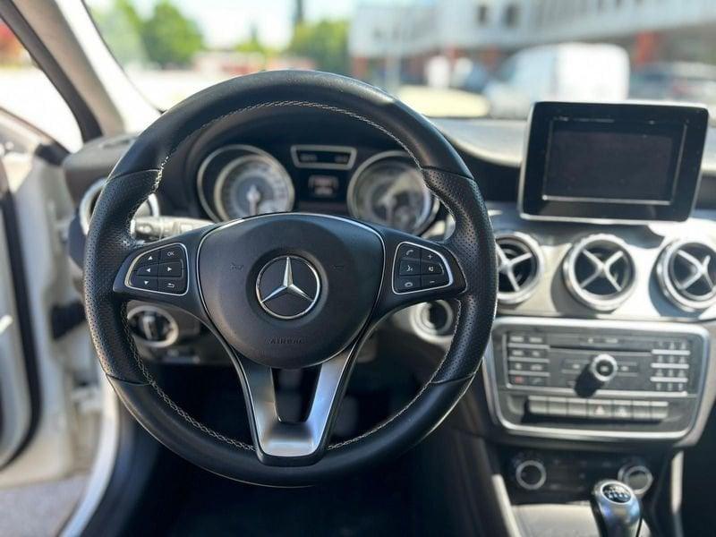 Mercedes-Benz GLA GLA 200 d Premium