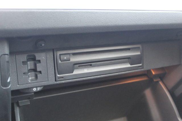 VOLKSWAGEN Tiguan 1.6 TDI R LINE