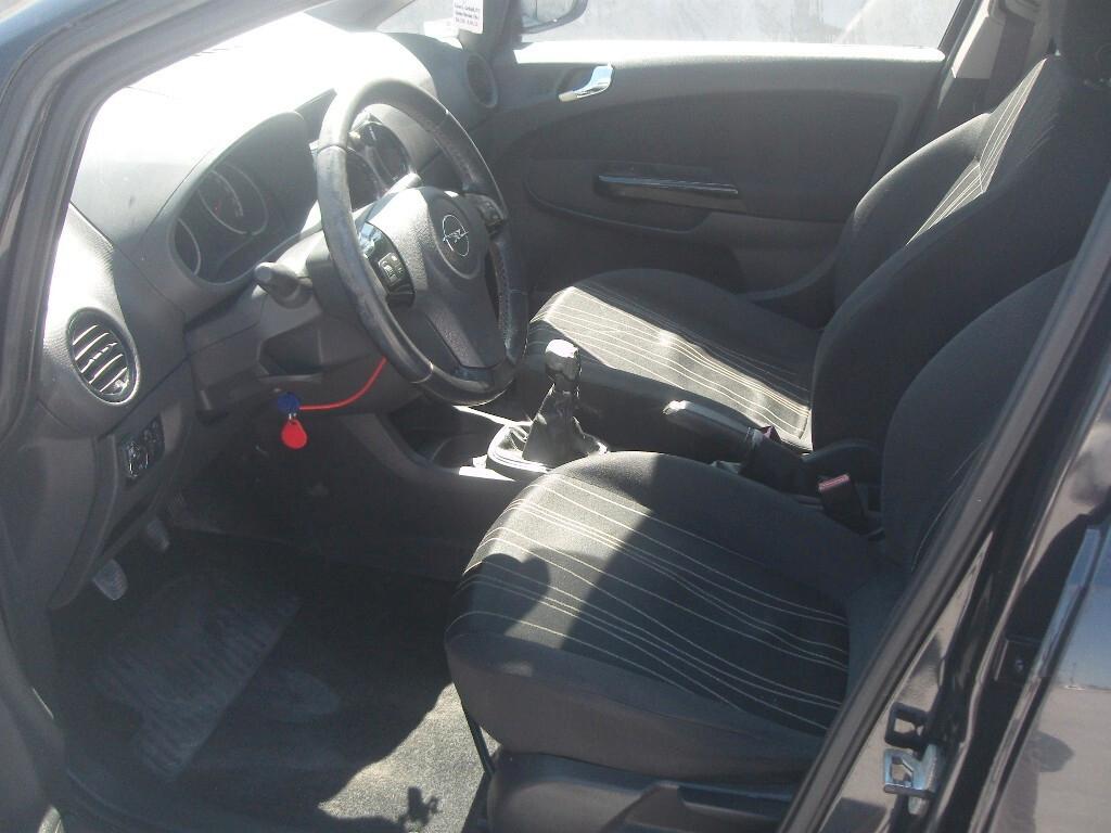 Opel Corsa 1.2 80CV 5 porte GPL-TECH Edition