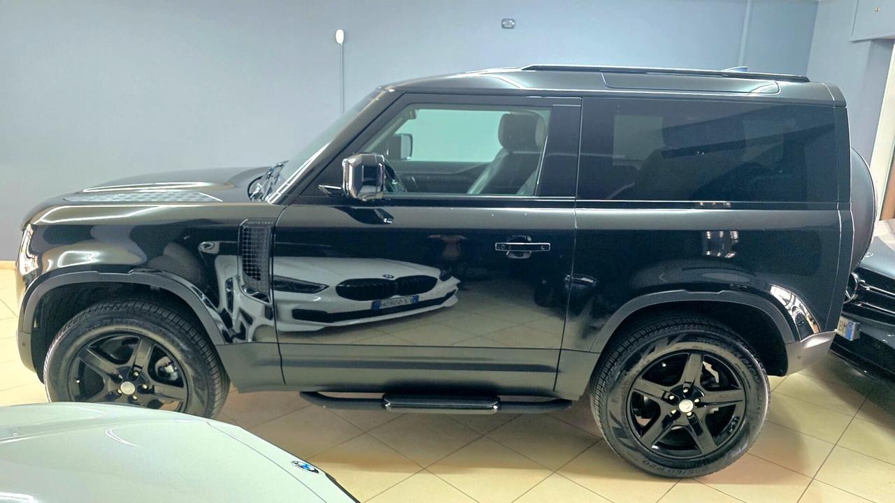 Land Rover Defender 90 3.0D 200cv AWD X-Dynamic HSE FULL BLACK
