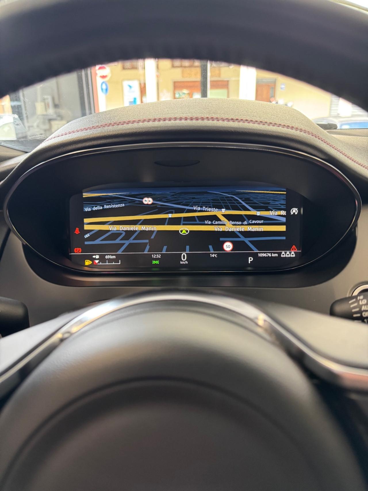 Jaguar E-Pace 2.0D 150 CV R-Dynamic Tetto