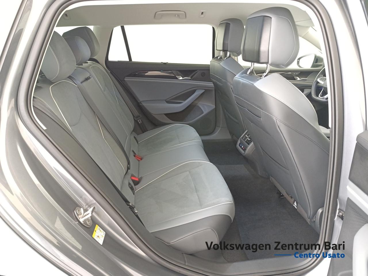 Volkswagen Passat 2.0 tdi scr business 150cv dsg