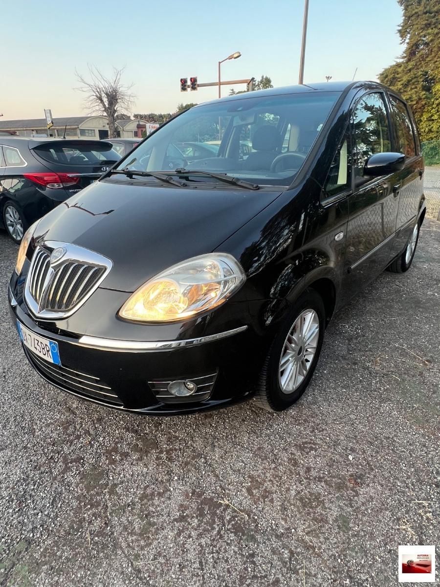 LANCIA - Musa - 1.4 Platino Ecochic GPL