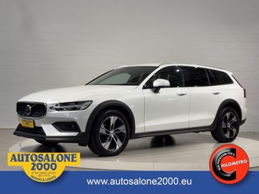 VOLVO V60 Cross Country B4 (d) AWD auto. Plus PREZZO REALE