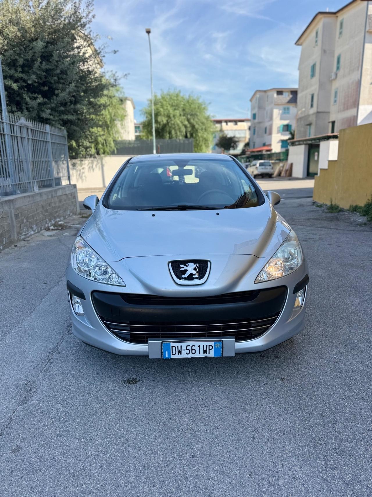 Peugeot 308 1.6 HDi 90CV 5p. Tecno