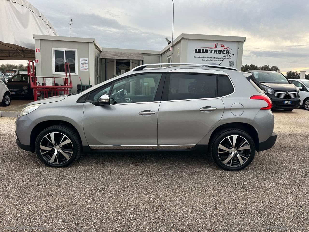 PEUGEOT 2008 BlueHDi 120 S&S GT Line