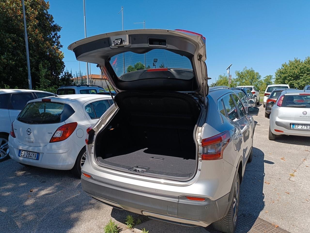 Nissan Qashqai 1.6 dCi 4WD Visia