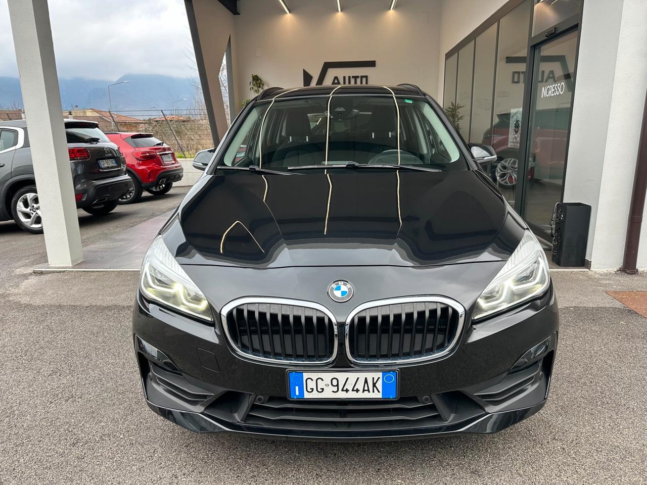 Bmw 2er Active Tourer 220d Active Tourer Business aut.