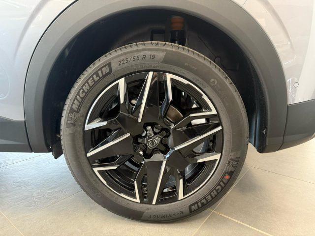 PEUGEOT 3008 Hybrid 136 e-DCS6 Allure+Panoramic Nav+Vision 360