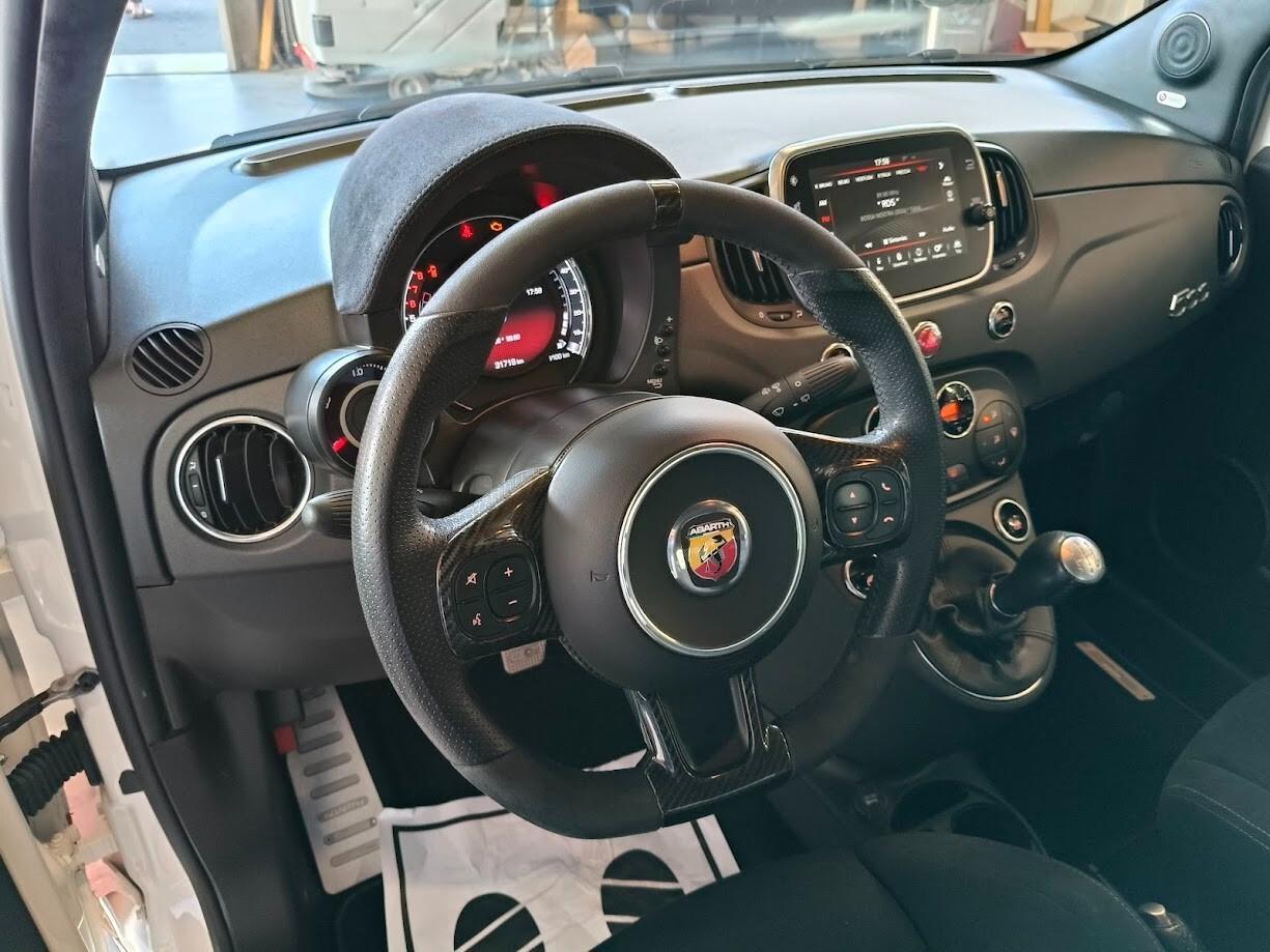Abarth 595 1.4 Turbo T-Jet 180 CV Competizione