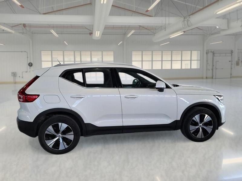 VOLVO XC40 T4 RECHARGE PLUG-IN AUTO CORE SUV