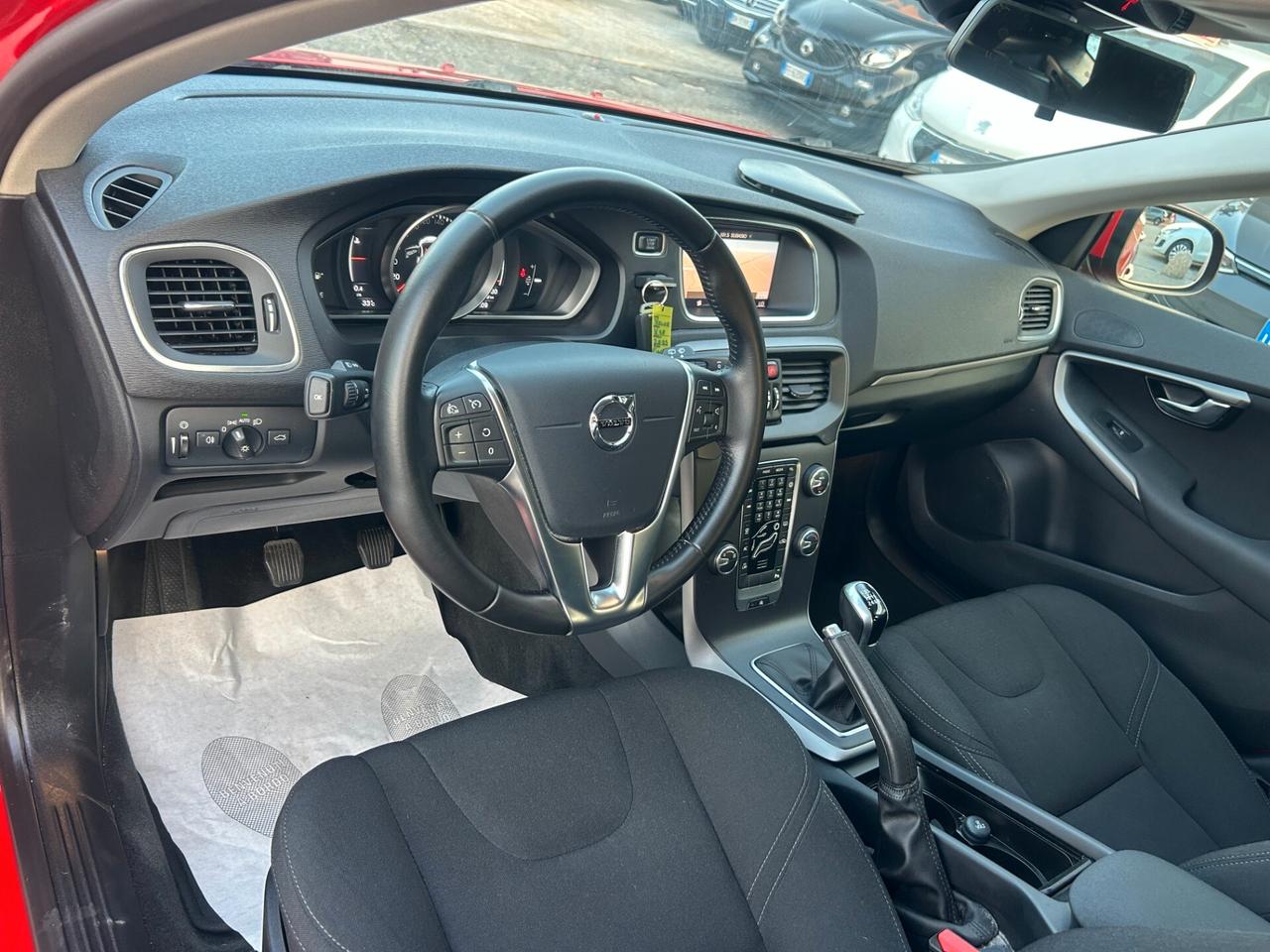 " UNA BOMBA " Volvo V40 D2 BUSINESS SPORT